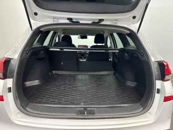 HYUNDAI I30 SW II - voiture d'occasion - Photo 16