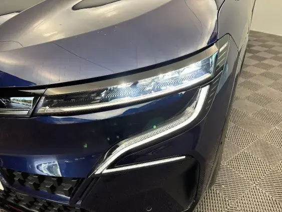 RENAULT MEGANE V - voiture d'occasion - Photo 17