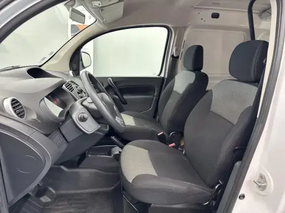 RENAULT KANGOO EXPRESS II Z.E. - voiture d'occasion - Photo 15