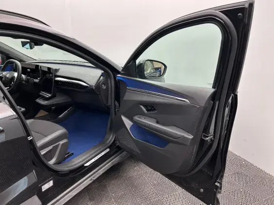 RENAULT SCENIC V ELECTRIQUE - voiture d'occasion - Photo 18