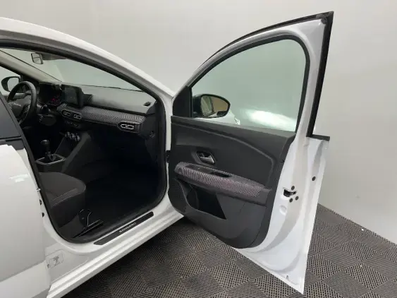 DACIA SANDERO III - voiture d'occasion - Photo 18