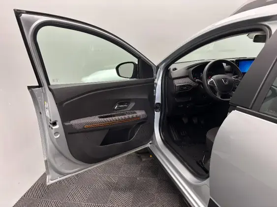DACIA SANDERO III - voiture d'occasion - Photo 18