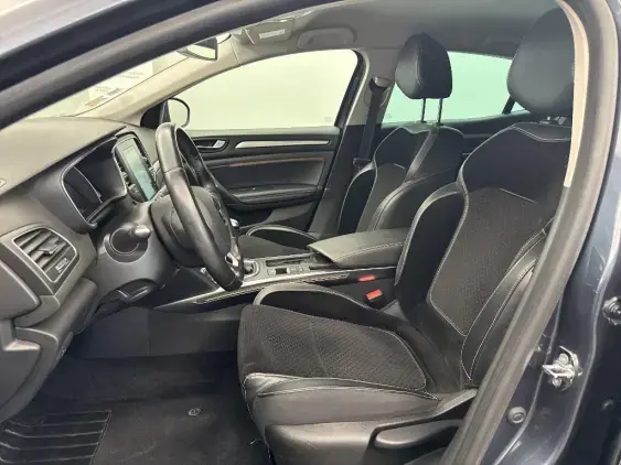 RENAULT MEGANE IV - voiture d'occasion - Photo 17