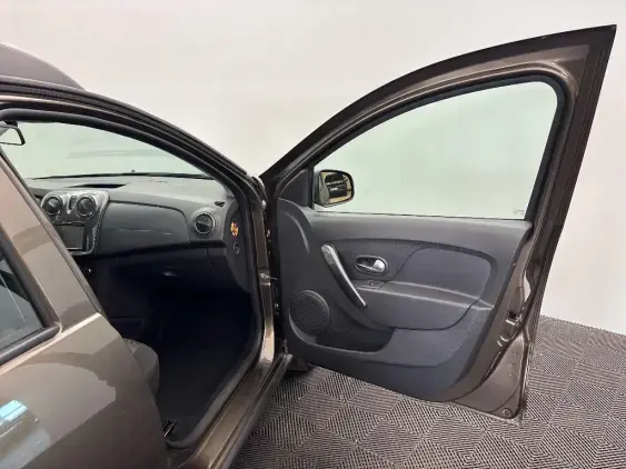 DACIA SANDERO II - voiture d'occasion - Photo 18