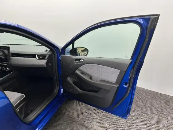 RENAULT CLIO V - voiture d'occasion - Photo 19