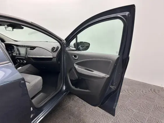 RENAULT ZOE - voiture d'occasion - Photo 18