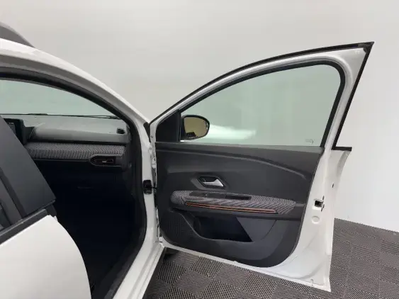 DACIA SANDERO III - voiture d'occasion - Photo 19