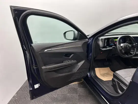 RENAULT MEGANE V - voiture d'occasion - Photo 18