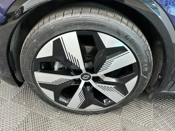 RENAULT MEGANE V - voiture d'occasion - Photo 21