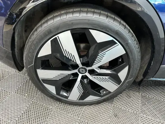 RENAULT MEGANE V - voiture d'occasion - Photo 23