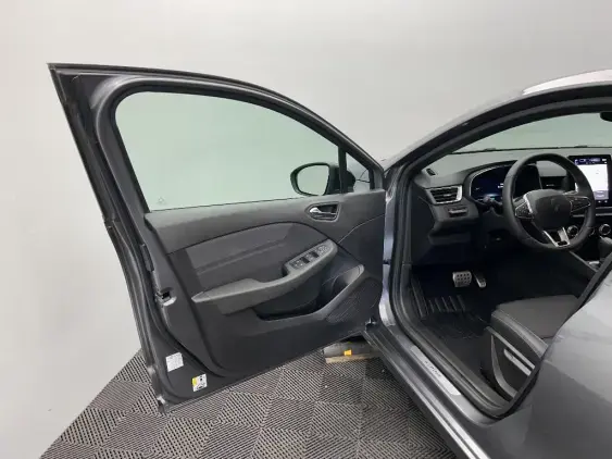 RENAULT CLIO V - voiture d'occasion - Photo 19