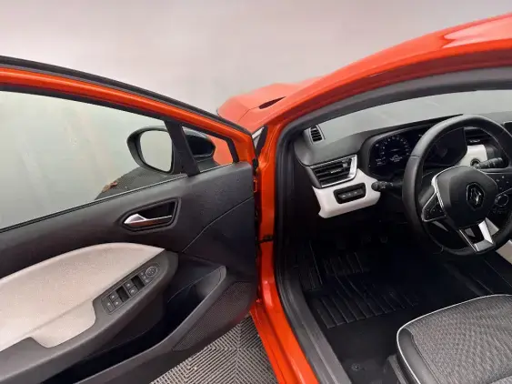 RENAULT CLIO V - voiture d'occasion - Photo 19
