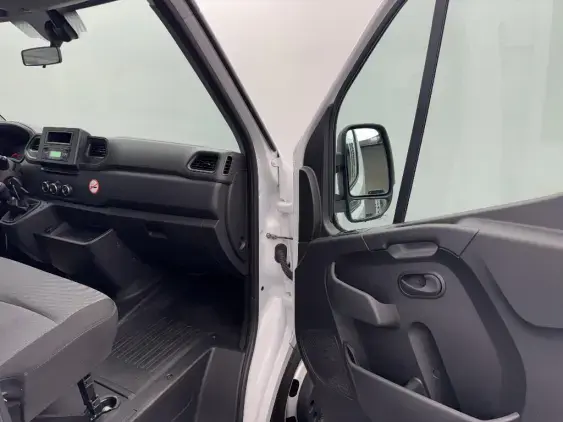 RENAULT MASTER III - voiture d'occasion - Photo 17