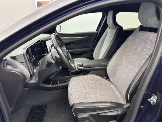 RENAULT MEGANE V - voiture d'occasion - Photo 17