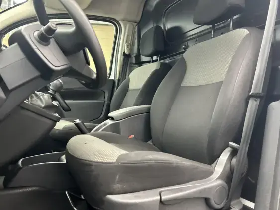 RENAULT KANGOO EXPRESS II - voiture d'occasion - Photo 17