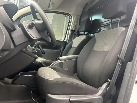 RENAULT KANGOO EXPRESS II - voiture d'occasion - Photo 16