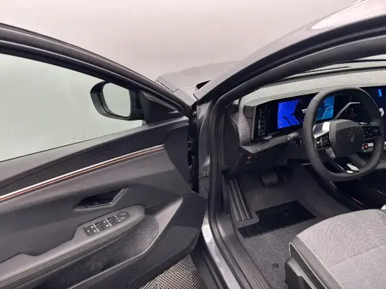 RENAULT SCENIC V ELECTRIQUE - voiture d'occasion - Photo 19