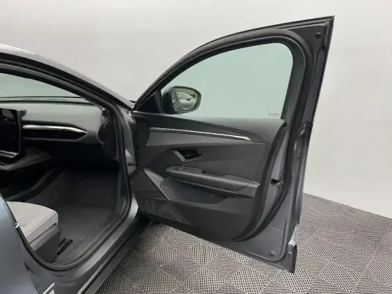 RENAULT MEGANE V - voiture d'occasion - Photo 18