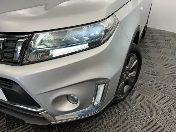 SUZUKI VITARA IV - voiture d'occasion - Photo 20