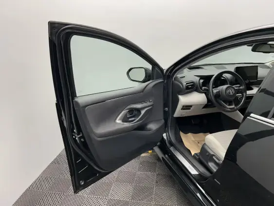 TOYOTA YARIS IV - voiture d'occasion - Photo 16