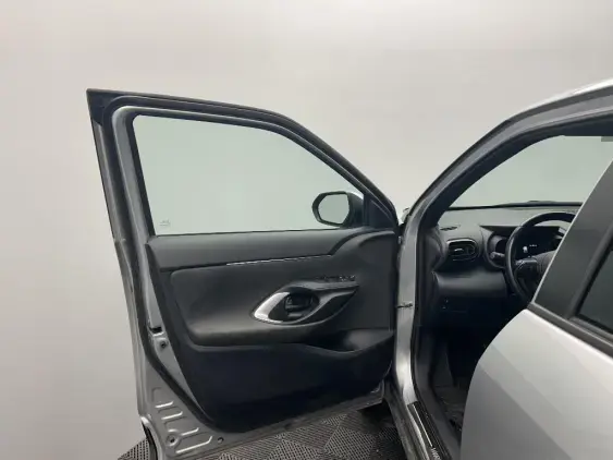 TOYOTA YARIS CROSS I - voiture d'occasion - Photo 16