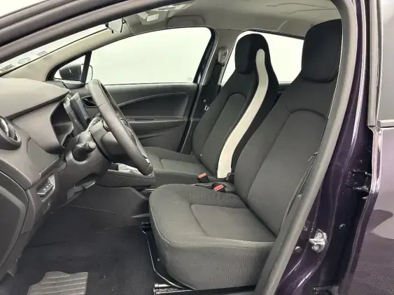 RENAULT ZOE - voiture d'occasion - Photo 17