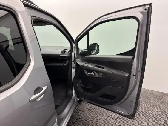 OPEL COMBO D - voiture d'occasion - Photo 17