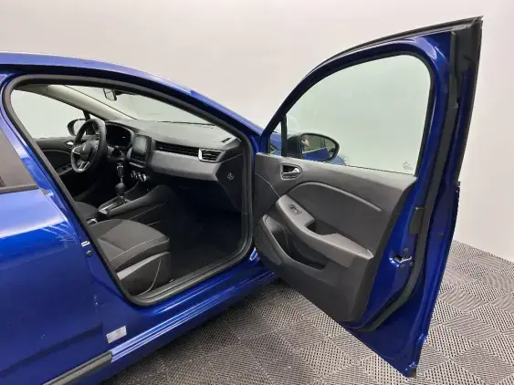 RENAULT CLIO V - voiture d'occasion - Photo 19