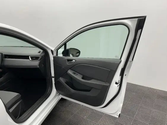 RENAULT CLIO V - voiture d'occasion - Photo 19
