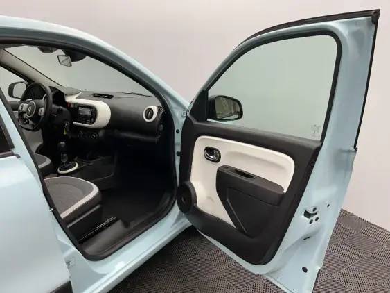 RENAULT TWINGO III - voiture d'occasion - Photo 17