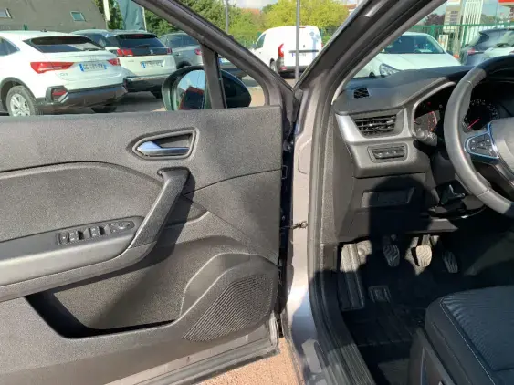 RENAULT CAPTUR II - voiture d'occasion - Photo 18