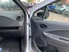 RENAULT ZOE - Photo 18