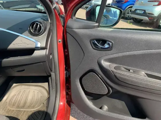 RENAULT ZOE - voiture d'occasion - Photo 17