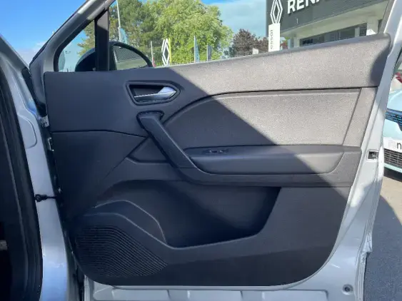 RENAULT CAPTUR II - voiture d'occasion - Photo 18