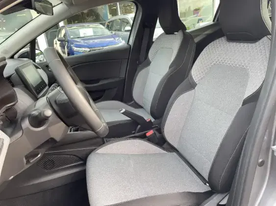 RENAULT CLIO V - voiture d'occasion - Photo 18