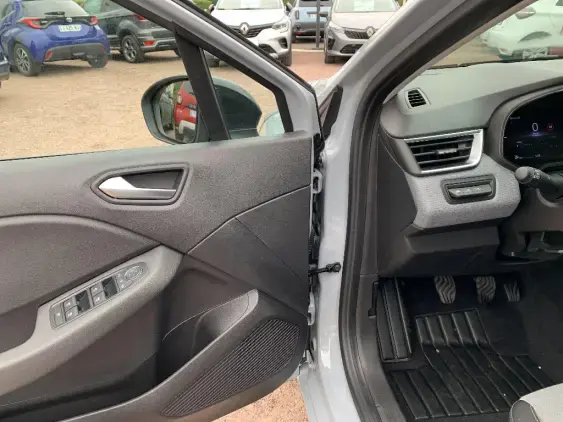 RENAULT CLIO V - voiture d'occasion - Photo 18