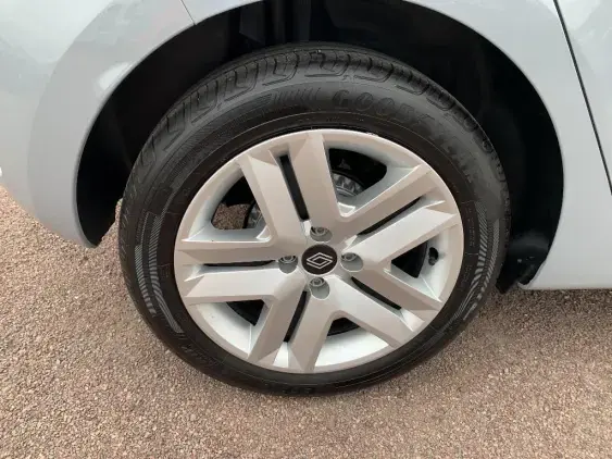 RENAULT CLIO V - voiture d'occasion - Photo 20