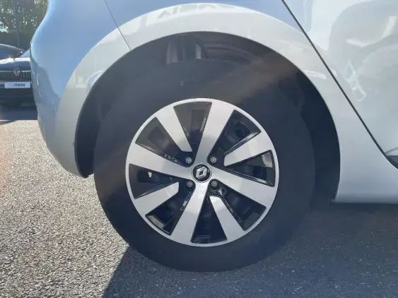 RENAULT CLIO V - voiture d'occasion - Photo 19