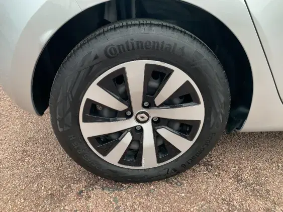 RENAULT CLIO V - voiture d'occasion - Photo 20