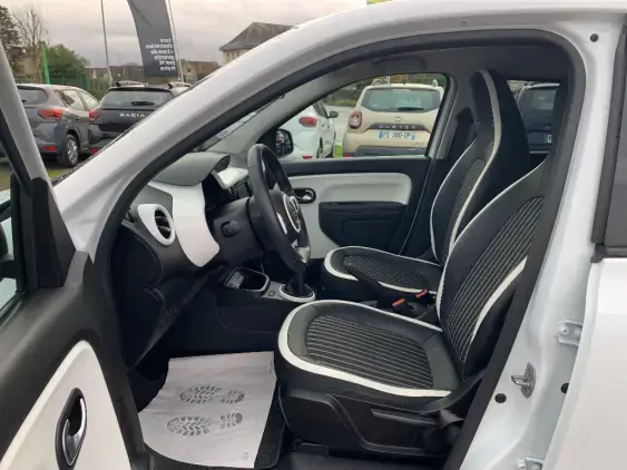 RENAULT TWINGO III - voiture d'occasion - Photo 17