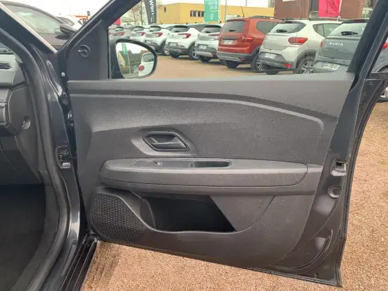 DACIA SANDERO III - voiture d'occasion - Photo 19