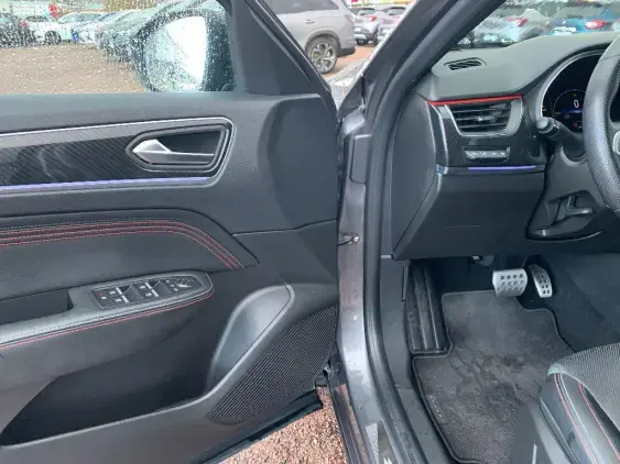 RENAULT ARKANA - voiture d'occasion - Photo 17