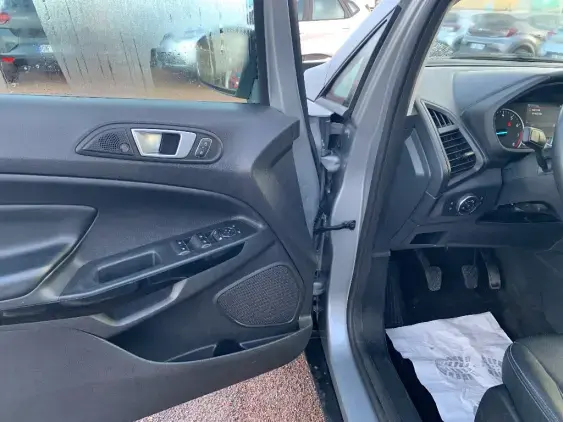 FORD ECOSPORT - voiture d'occasion - Photo 17