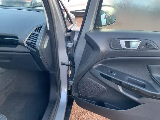 FORD ECOSPORT - voiture d'occasion - Photo 18