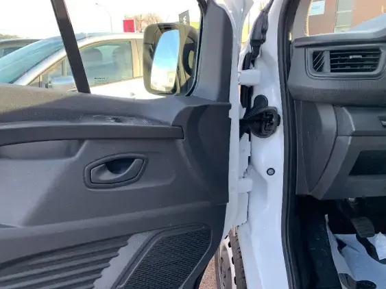 RENAULT TRAFIC FG III - voiture d'occasion - Photo 17