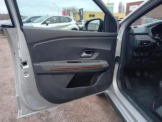 DACIA SANDERO III - voiture d'occasion - Photo 17