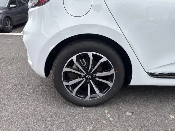 RENAULT CLIO V - voiture d'occasion - Photo 23