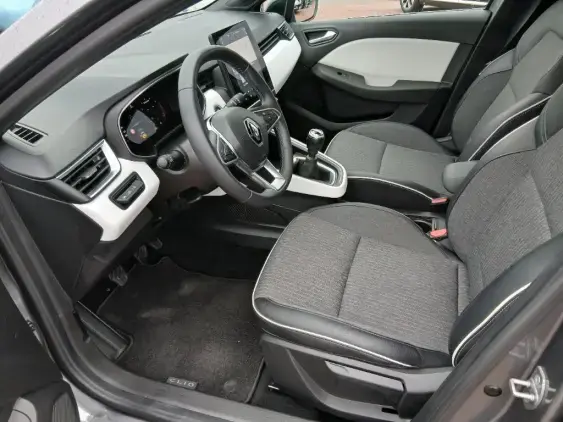 RENAULT CLIO V - voiture d'occasion - Photo 17