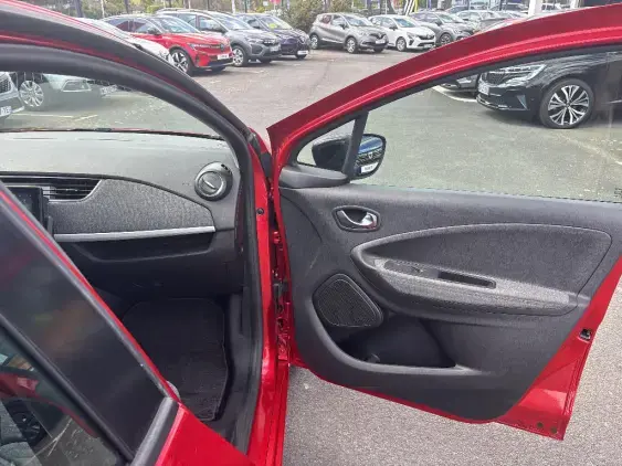 RENAULT ZOE - voiture d'occasion - Photo 17