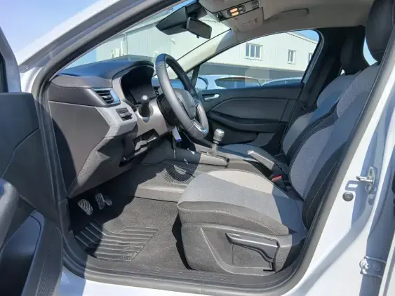 RENAULT CLIO V - voiture d'occasion - Photo 17